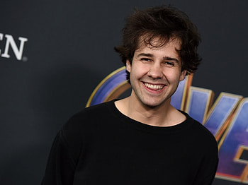 David Dobrik's net worth, YouTube stardom, Career rise, David Dobrik HD wallpaper