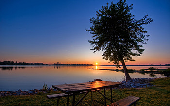 Romance, Nature, Sunset, Lake, Shore, Bank, Wood, Tree, Evening, Table, Benches HD wallpaper