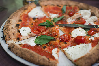 Pizza, delicious, tomato, cheese, food HD wallpaper