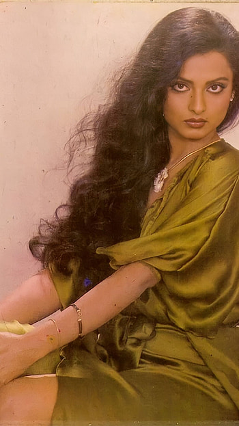 Rekha, bollywood actress, vintage HD phone wallpaper