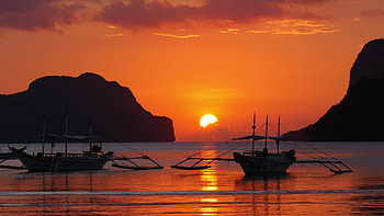 Traditional Philippine boats, El Nido, Sunset lights HD wallpaper