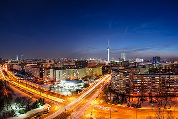 Berlin Skyline, Night city, Urban graphy, Captivating views HD wallpaper