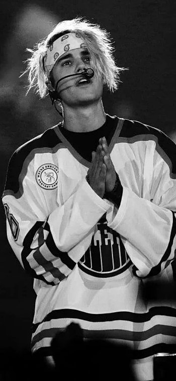 Black and white , Timeless , Bieber's charisma, Monochrome style HD phone wallpaper