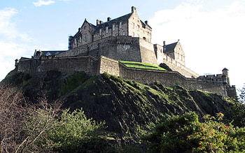 Edinburgh Castle, Scottish heritage, Medieval fortress, Cultural icon HD wallpaper