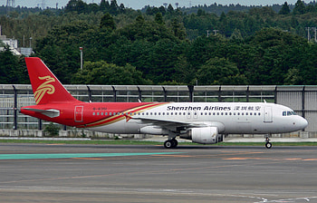 Shenzhen Airlines, Expanding network, Chinese aviation, Efficient travel HD wallpaper