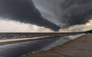 Storm in Latvia, sea, clouds, Latvia, storm, beach HD wallpaper
