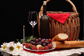 still life, bouquet, graphy, strawberries, grapes, daisies, nice, basket, flower, lemon, fruit, , beautiful, cup, candle, cool, french bread, flowers, wine, harmony HD wallpaper