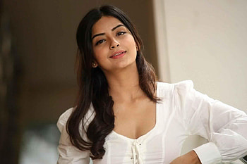 Kashmira Pardeshi HD wallpaper