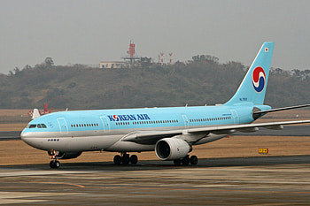 Korean Air, Resuming flights, St. Petersburg, Business travel excellence HD wallpaper