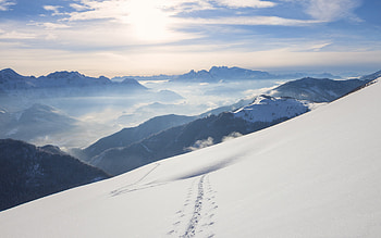Snow Mountains Windows 10 HD wallpaper