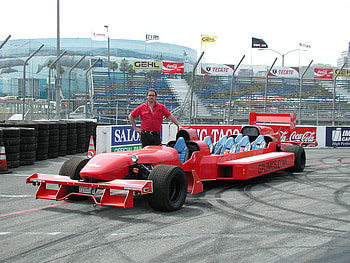 Formula 1 Limo, people, car, man, track HD wallpaper