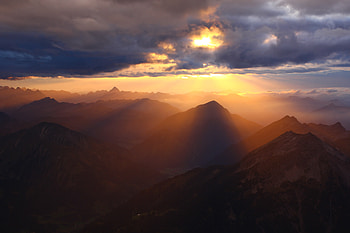 Cloud Rays Over Mountains, mountains, nature HD wallpaper