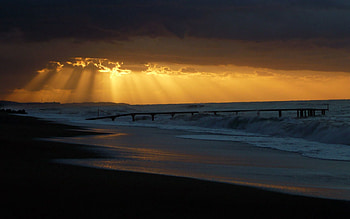 Nature, Sea, Waves, Shine, Light, Pier, Beams, Rays HD wallpaper