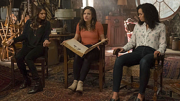 Charmed CW reboot, , Modernized version, Engaging visuals HD wallpaper