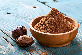 Nutmeg alternative, Flavor substitute ideas, Versatile spice, Blend of flavors HD wallpaper