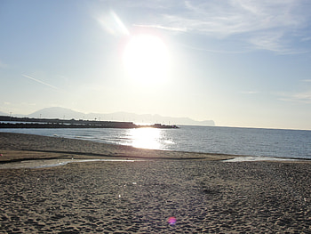 Beach on Mediteran Sea, sea, italy, sun, beaches HD wallpaper