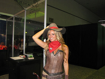 Fashion Statement.., style, cowgirl, fun, fashion, blondes, girls, women, models, western, hats, female HD wallpaper