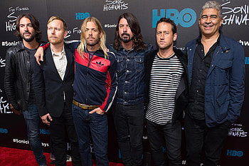 Foo Fighters, Grammy Awards, Performance cancellation, Music tribute HD wallpaper