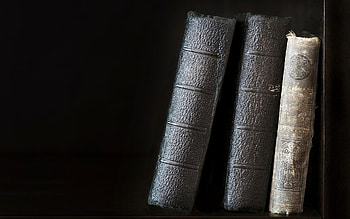 Old books , Vintage library charm, Antique feeling, Vintage book collection HD wallpaper