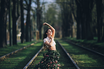 Girl In Flower Dress , girls, model HD wallpaper