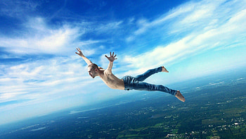Falling from the sky, Splendid backgrounds, Aerial spectacles, Captivating moments HD wallpaper