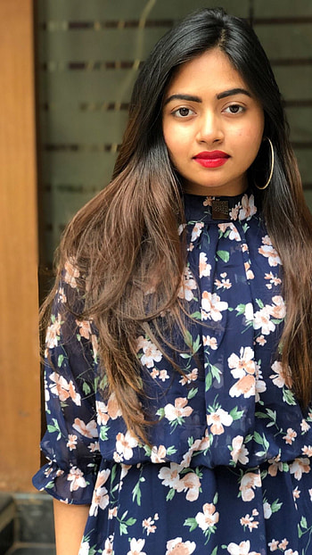 Shalin zoya, malayalam actress HD phone wallpaper