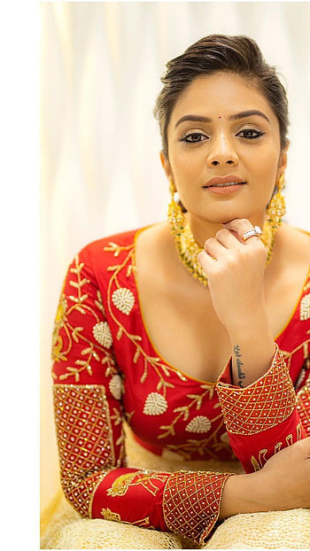 Sreemukhi, telugu actress, gorgeous HD phone wallpaper