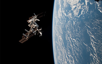 Space Station, Orbiting space station, Cosmic marvel, Astronomical HD wallpaper