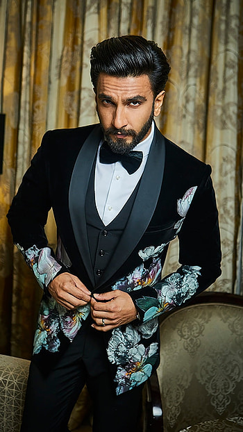 Ranveer Singh, Handsome Actor HD phone wallpaper
