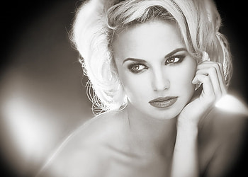 DIVA, lady, blonde, graphy, portrait, face, bw, beauty HD wallpaper