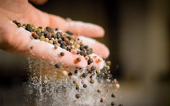Salt and spices, Hands-on cooking, , Culinary artistry HD wallpaper