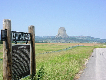 Devils Tower Signage, devils tower, national monument, mountain HD wallpaper
