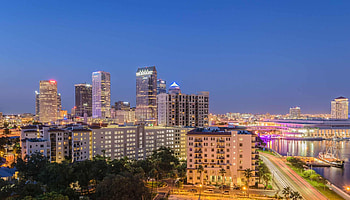 Tampa skyline, Luxury real estate, Priced neighborhoods, Exclusive properties HD wallpaper