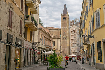 Parma escape clause, Bologna day trips, Train travel, Italy travels HD wallpaper