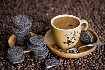 Delicious Oreo Cookies, Vibrant backgrounds, Crispy texture, Irresistible taste HD wallpaper