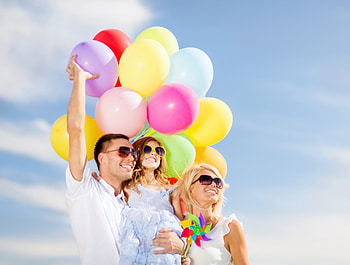 Happy, summer, balloons, family, people HD wallpaper