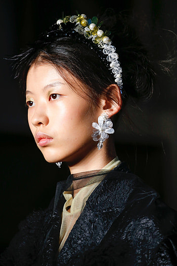 Simone Rocha, Jewelry collection, Online sale, Up to 62% off HD phone wallpaper