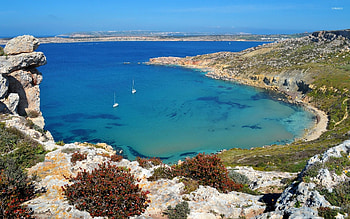 Malta, Beautiful bay, Serene nature, Calm surroundings HD wallpaper