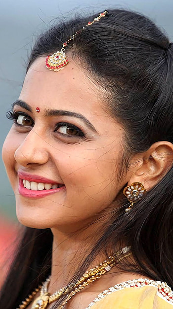Rakul Preet singh, telugu actress HD phone wallpaper