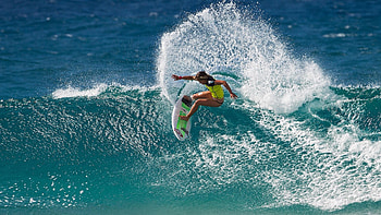 Pauline Ado, Surfing HD wallpaper