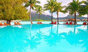 Beautiful blue swimming pool on paradise island Bora Bora Polynesia, island, blue, sand, palm, tropical, tahiti, beach, holiday, trees, water, islands, ocean, society, swimming, sea, escape, pacific, exotic, paradise, aqua, south, french, atoll, pool, clear, forest, bora bora, polynesia HD wallpaper