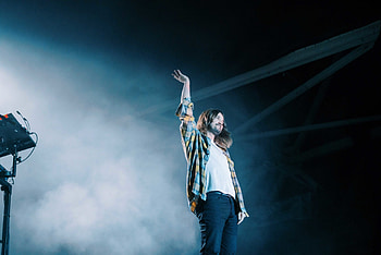 Tame Impala, Germania Insurance Amphitheater, Captivating live experience, Austin concert HD wallpaper