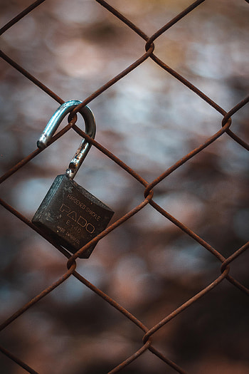 Lock, Miscellanea, Miscellaneous, Grid, Fence, Rust HD phone wallpaper