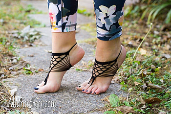 refined, feet, girls, toes, legs HD wallpaper