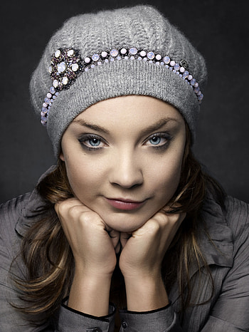 Natalie dormer, smirk, celebrity, 2018 HD phone wallpaper