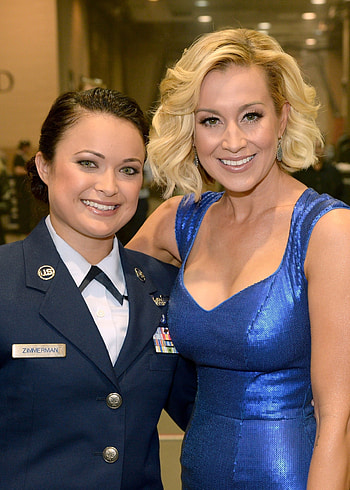 Kellie Pickler, Academy of Country Music, Airmen, Salute to Troops HD phone wallpaper