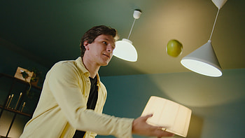 Apple, Juggling HD wallpaper