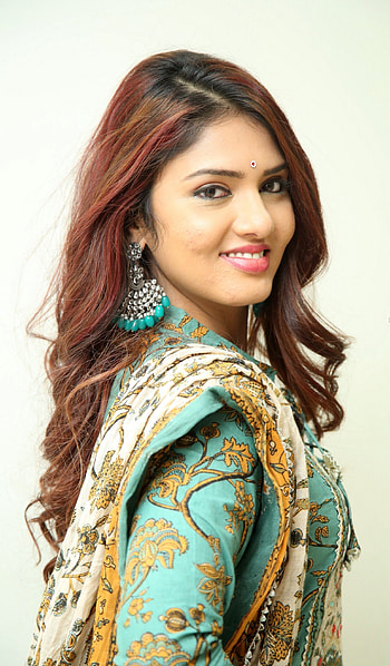 Gayathri Suresh, face, lip HD phone wallpaper