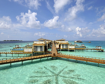 Hotel Angsana Velavaru (Maldives), hotel, clouds, velavaru, nature, ocean HD wallpaper