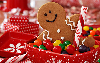 Gingerbread Man, Festive treat, Delicious holiday snack, Sweet and spicy HD wallpaper